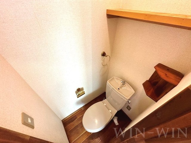 セザンヌ大岩のトイレ