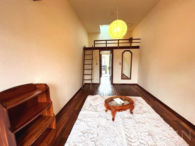 セザンヌ大岩の居間・リビング