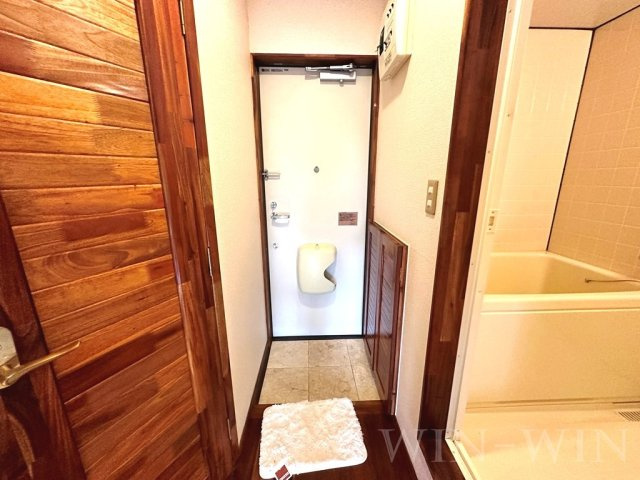 セザンヌ大岩の玄関