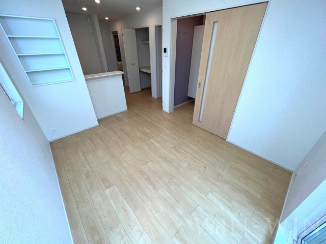 エスポワールK&L Ⅰの居間・リビング