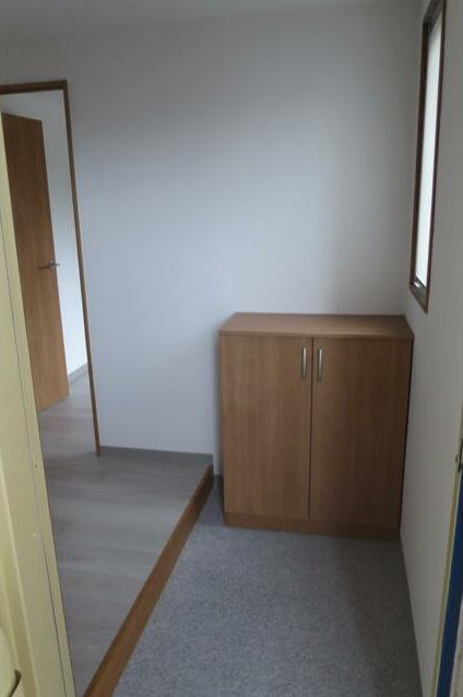 コーポラスM・O・Tの玄関