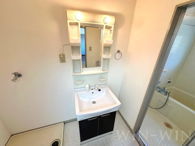 サンハイムみどり Bの独立洗面台