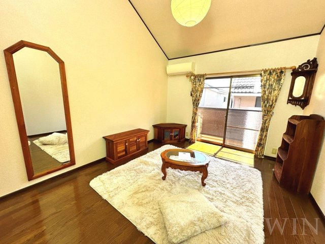 セザンヌ小鷹野 2の寝室