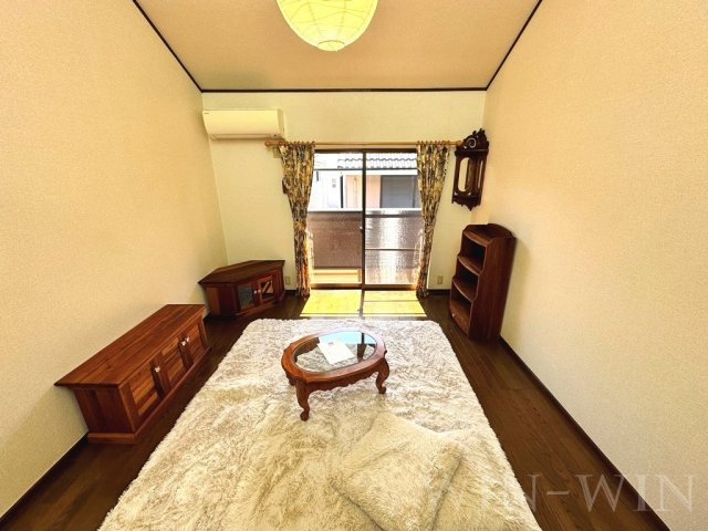 セザンヌ小鷹野 2の居間・リビング