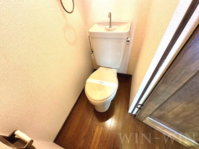 セザンヌ小鷹野 2のトイレ