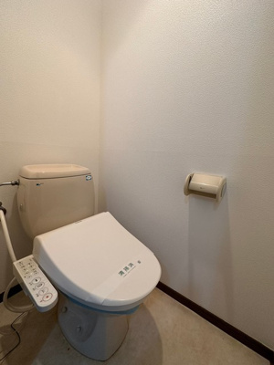 【トイレ】 | OCTOHOUSE | ゆったりとした空間のトイレです