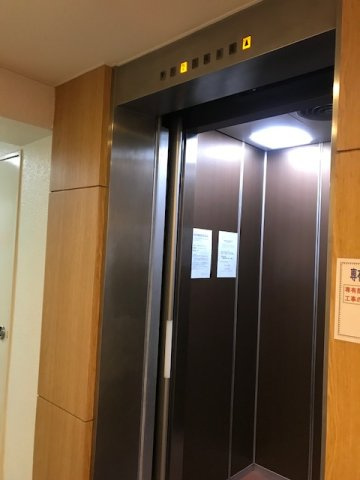 ローレル永田町