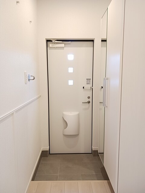 アンソレイユ参番館の玄関