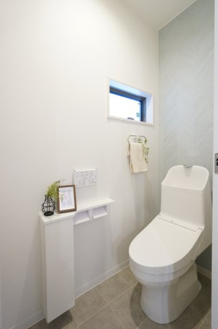 京都市右京区嵯峨蜻蛉尻町のトイレ|温水洗浄便座