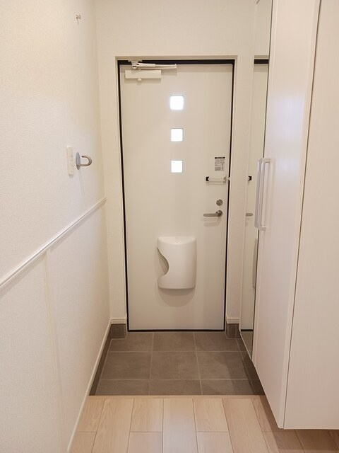 アンソレイユ参番館の玄関