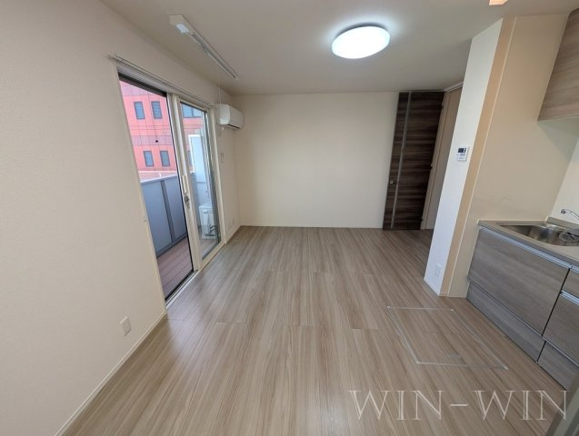 アベニュー小向の居間・リビング