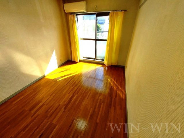 キャンパスシティー弥生の居間・リビング