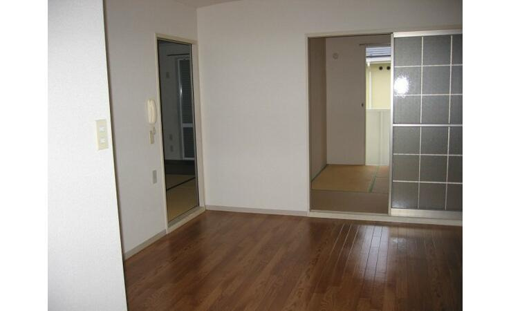 グリーンステージ堂坂 Bの居間・リビング