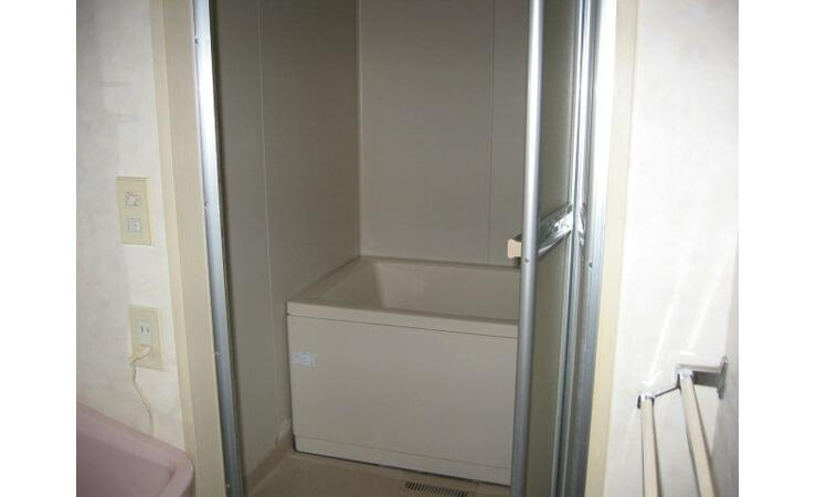 グリーンステージ堂坂 Bの浴室