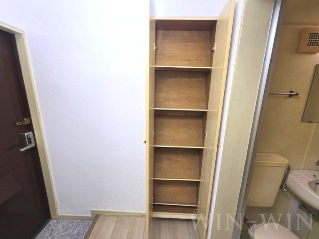 西羽田ヴィレッジの玄関