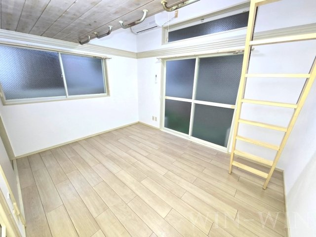 西羽田ヴィレッジの居間・リビング