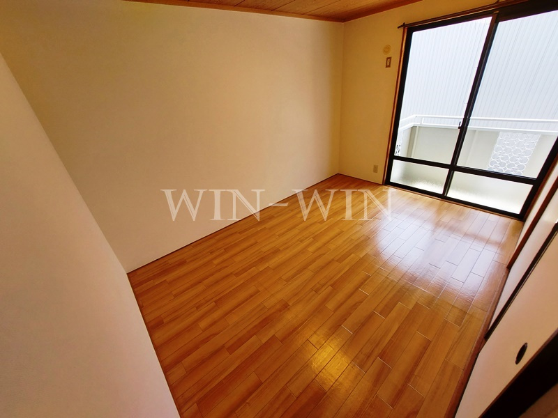 塩田ハイツ Iの寝室