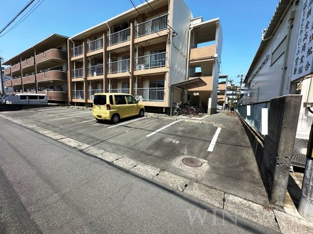 サンライフ堂坂 Aの駐車場