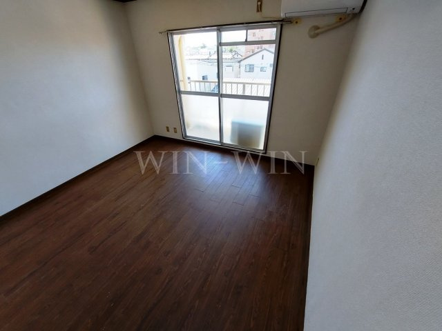 サンライフ堂坂 Aの居間・リビング