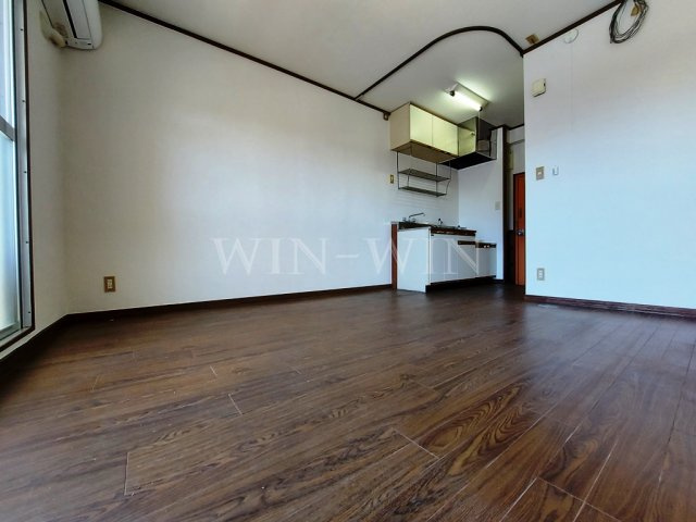 サンライフ堂坂 Aの居間・リビング