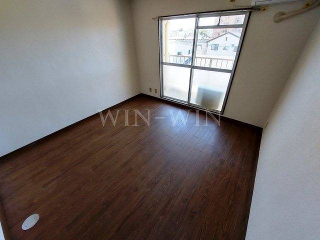 サンライフ堂坂 Aの居間・リビング