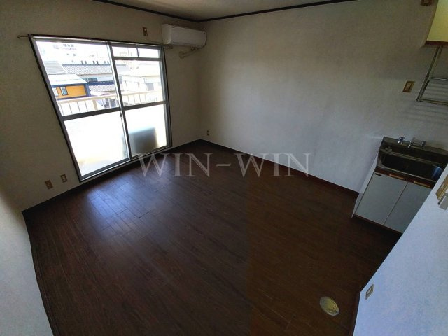 サンライフ堂坂 Aの居間・リビング