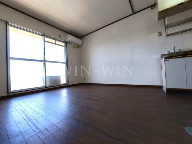 サンライフ堂坂 Aの居間・リビング