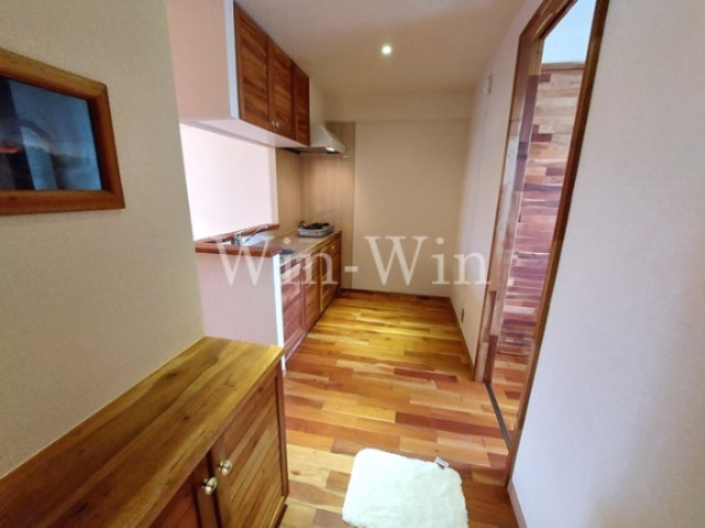 大手ビル A棟の玄関|同型タイプ