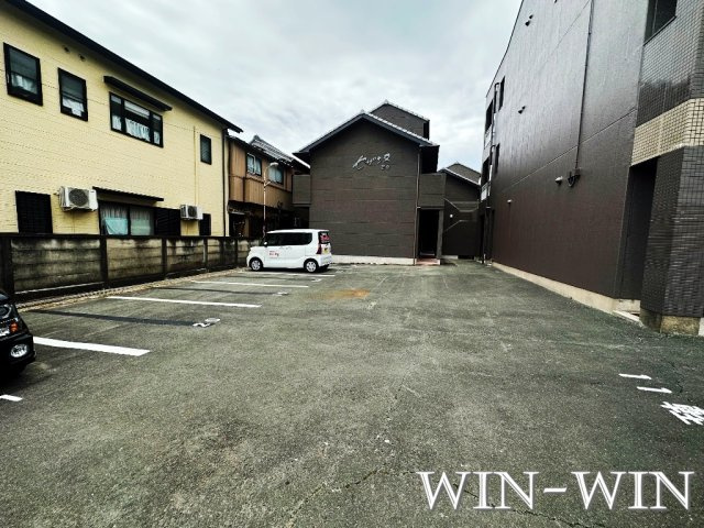 セザンヌ石巻の駐車場