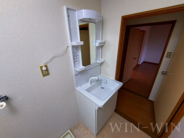 パークサイドハイム Ⅱ棟の独立洗面台