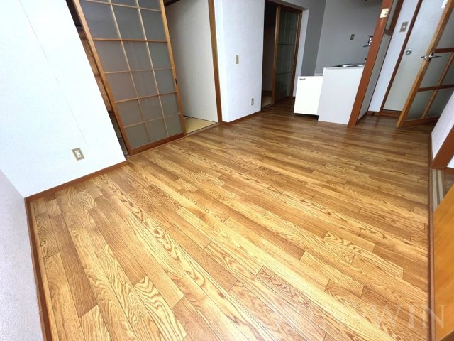 パークサイドハイム Ⅱ棟の居間・リビング