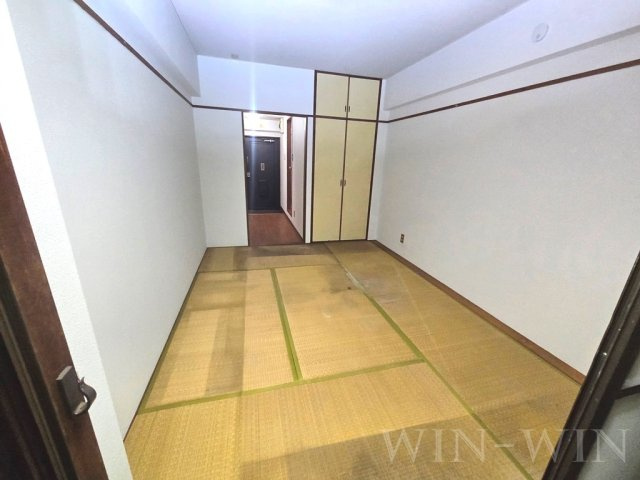 ハイシティ南栄の居間・リビング