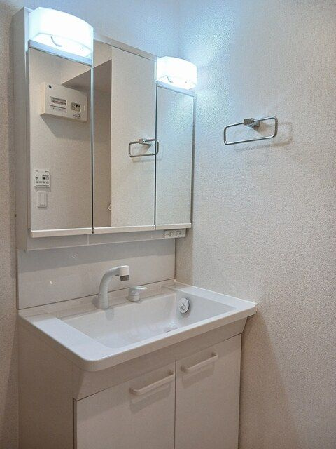 コンティノアールⅠの洗面所