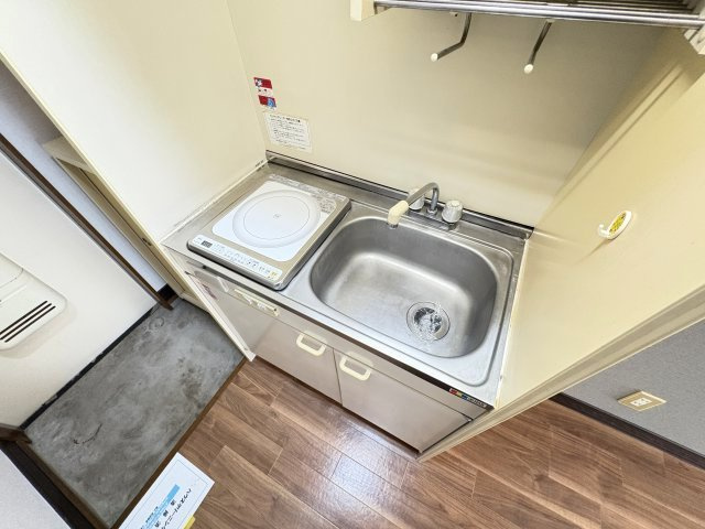 昭島市朝日町１丁目のアパート