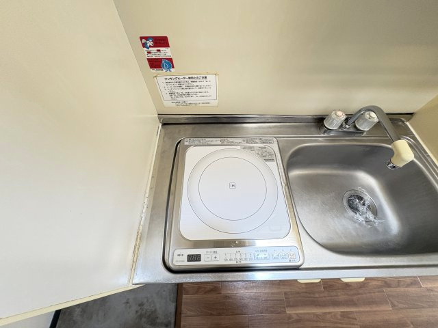 昭島市朝日町１丁目のアパート