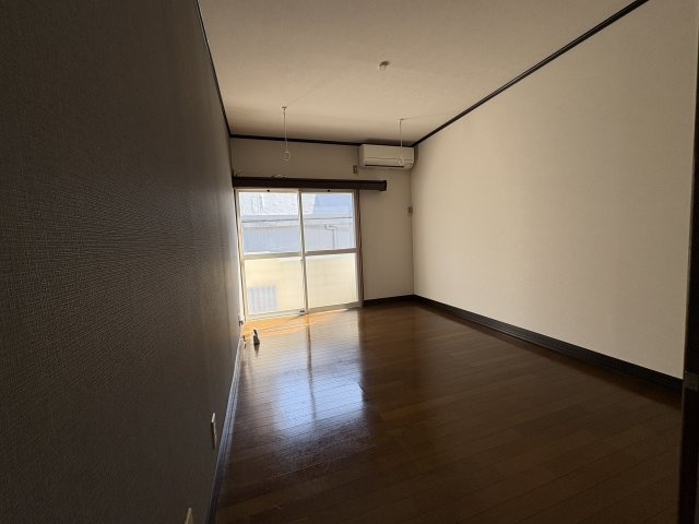 昭島市朝日町１丁目のアパート