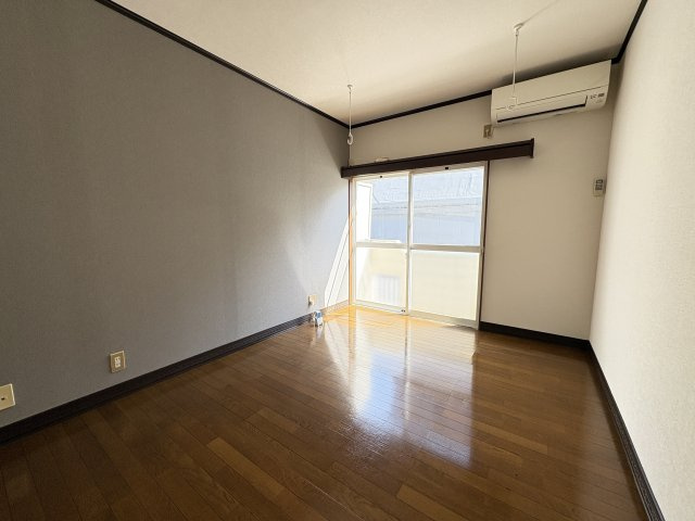 昭島市朝日町１丁目のアパート