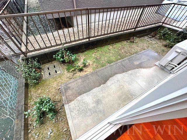 ユトリロ一色町 Aのバルコニー|イメージ（同建物内別部屋の写真です）