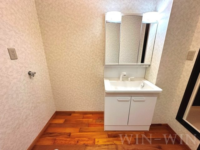 ユトリロ一色町 Aの洗面所|イメージ（同建物内別部屋の写真です）