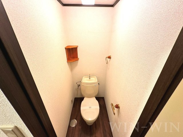 ユトリロ一色町 Aのトイレ|イメージ（同建物内別部屋の写真です）