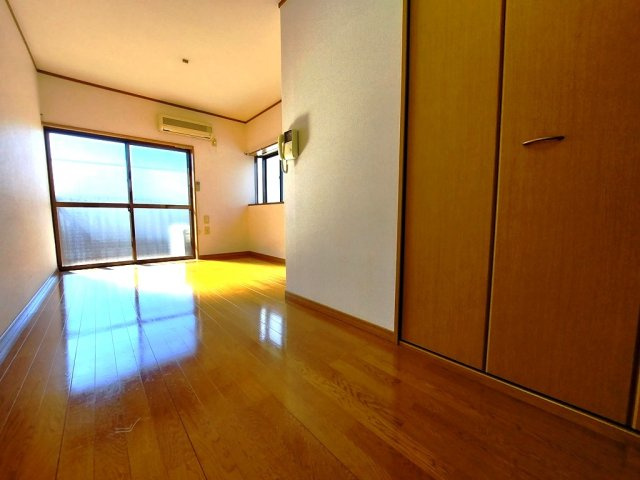 鈴木第5コーポの寝室