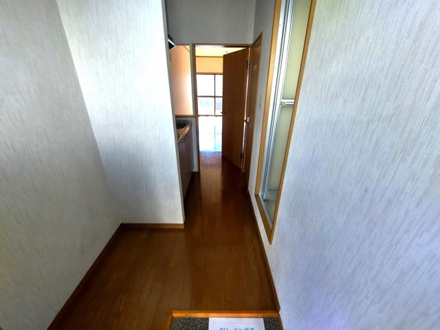 鈴木第5コーポの玄関