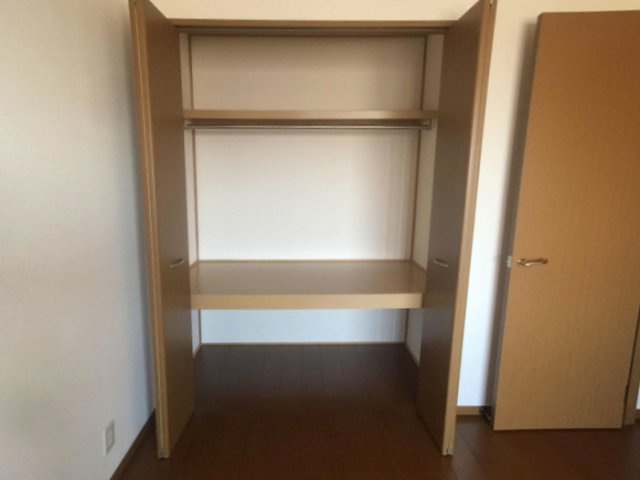 フローラ山口の収納