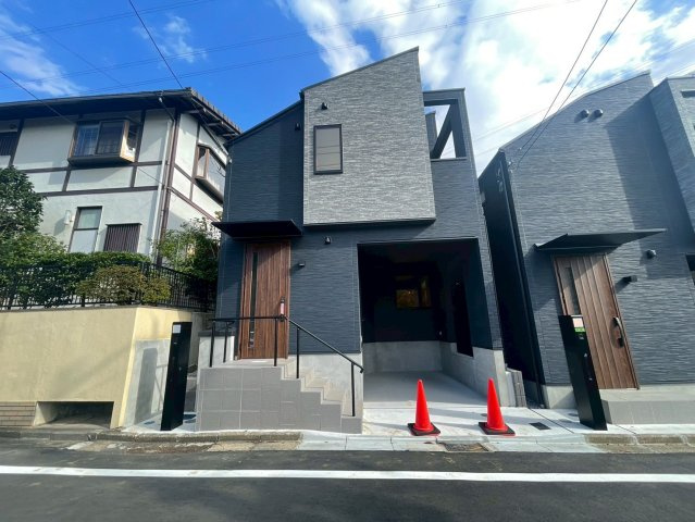 横浜市瀬谷区阿久和東2丁目 新築戸建て【仲介手数料無料】の外観