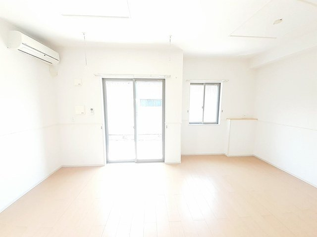 フローラＳＳＪの居間・リビング