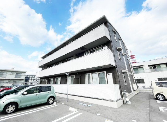 徳島市南島田町２丁目のアパート