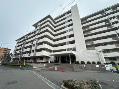 【外観】 | パストラルハイム豊中 | 大阪モノレール線「小路」駅まで徒歩12分の立地！教育施設や公園なども近く、子育てファミリーにもオススメのエリアです。