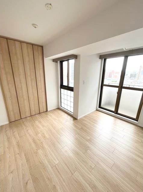 オーパスホームズ白山の洋室|※写真は同タイプの別室になります