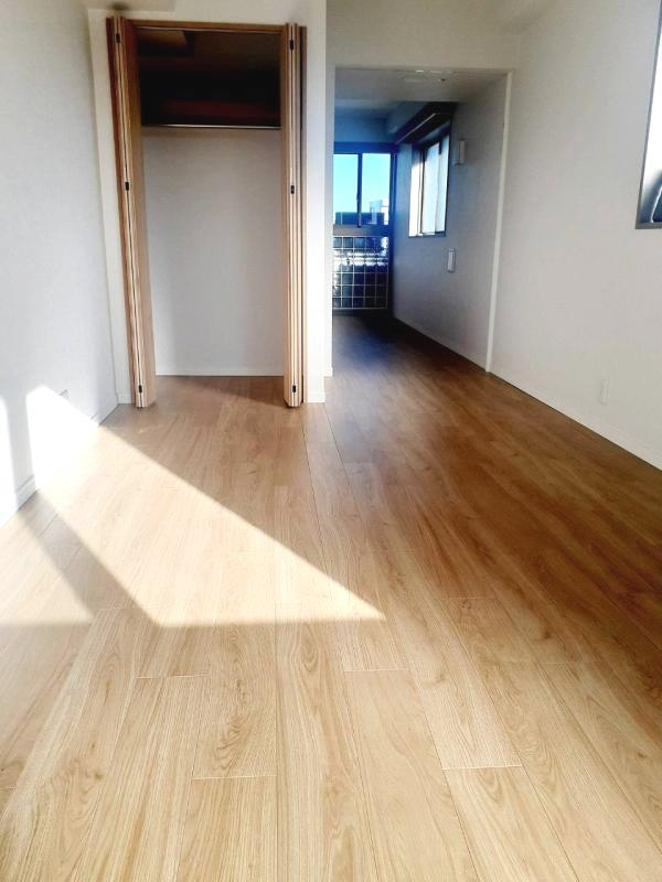 オーパスホームズ白山の洋室|※写真は同タイプの別室になります