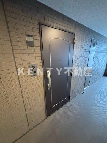 【玄関】 | ルーブル旗の台弐番館 | 収納もある玄関です